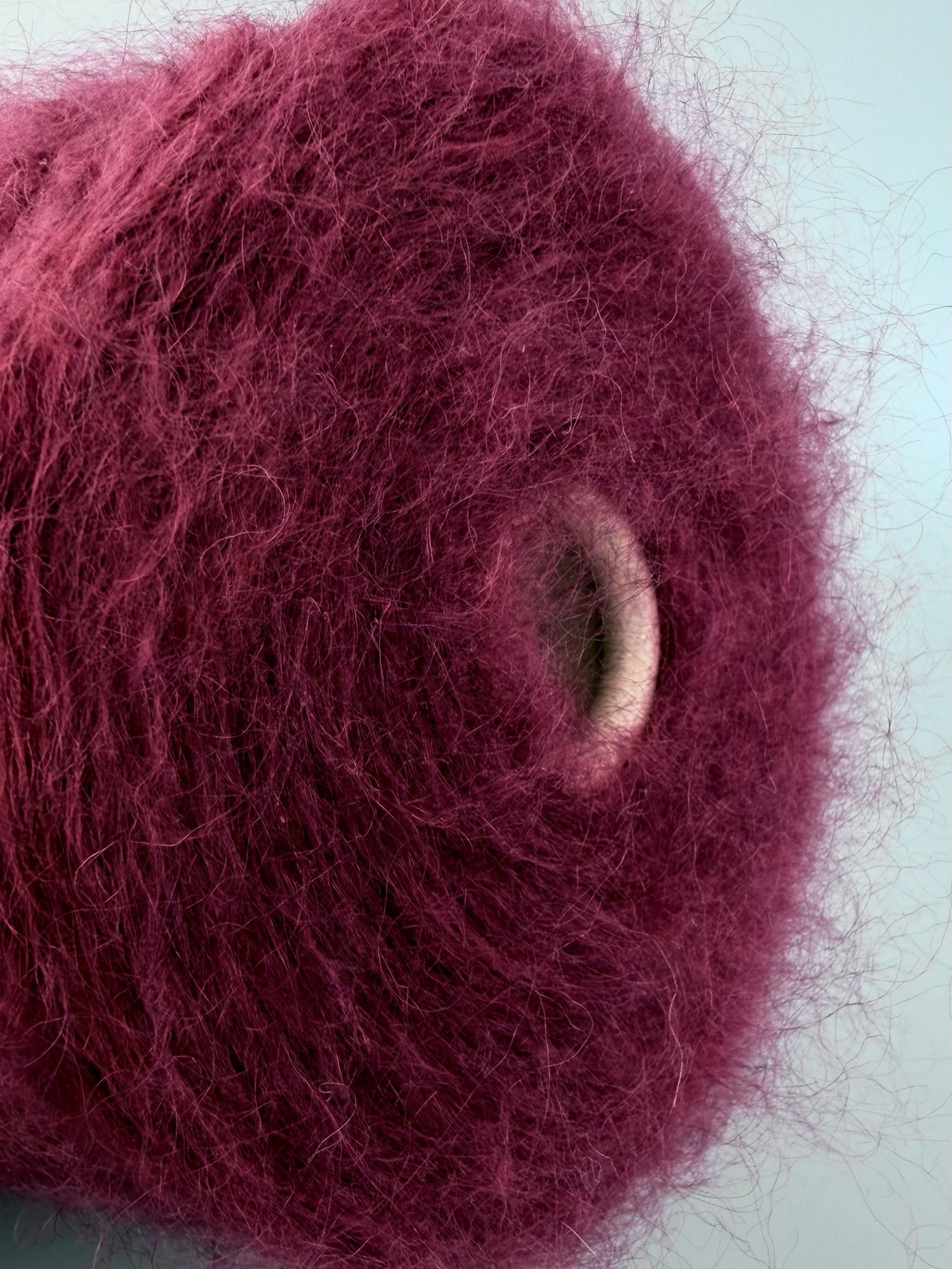 Big Mohair col. Bordeaux – 50% Mohair 24% Merinowolle 18% Alpaka – ca. 280 m / 100 g | Zimpfer Wolle Selezione foto 3